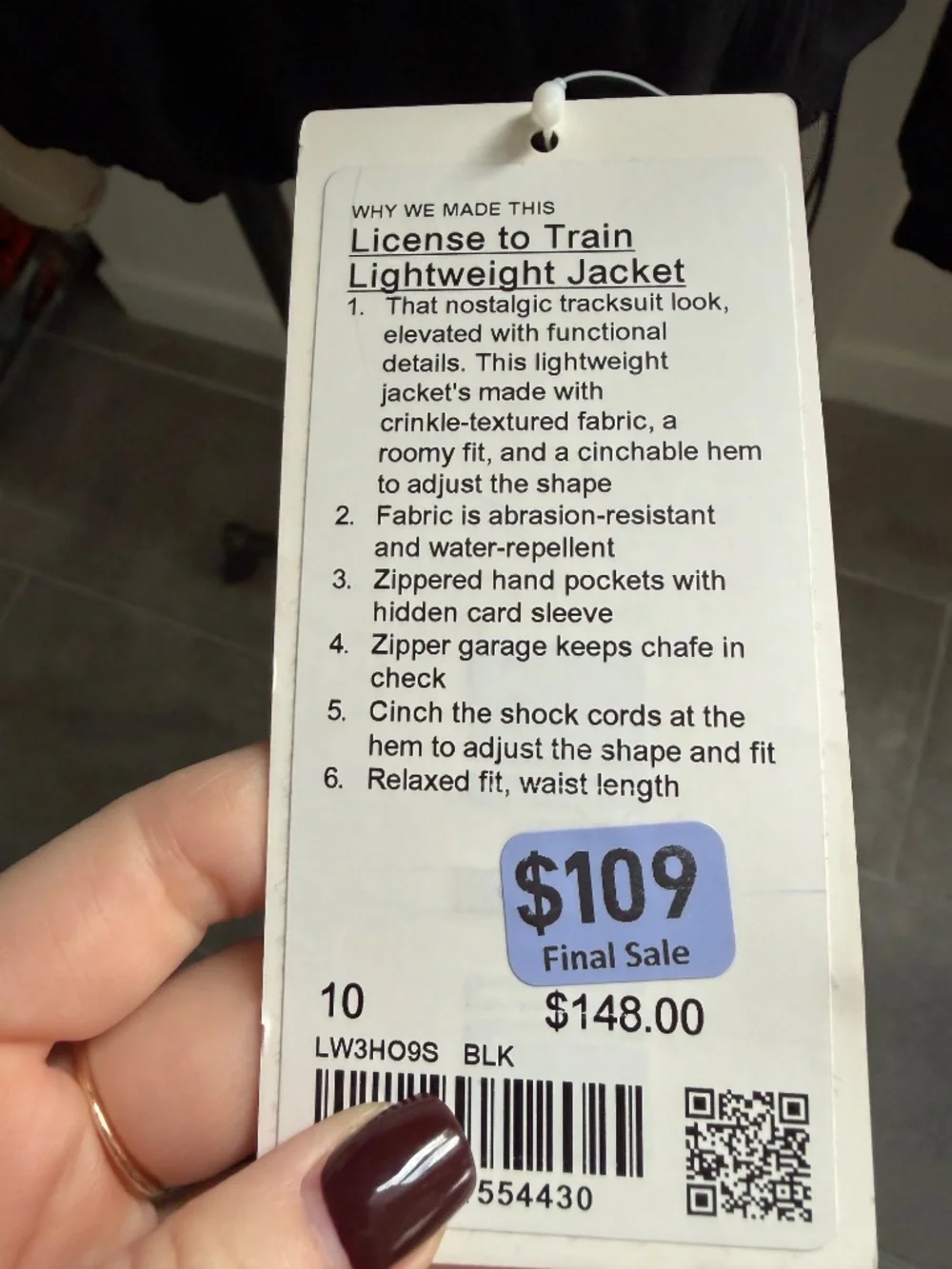 Lululemon License to Train Lightweight Jacket in Black Size 10